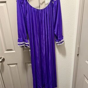 Vintage lucie Ann Women's Long Purple Lace-Trim Nightgown